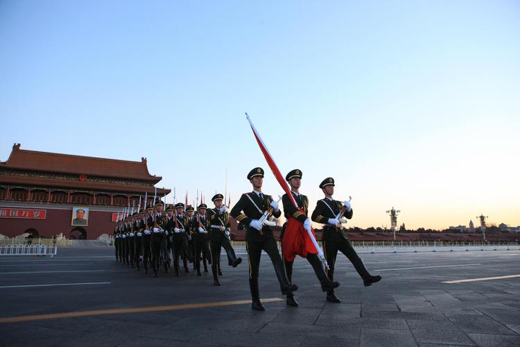 北京升旗仪式时间?北京升旗仪式时间是固定的吗?-第3张图片-柯迪百科 北京升旗仪式时间?北京升旗仪式时间是固定的吗?-第3张图片-柯迪百科
