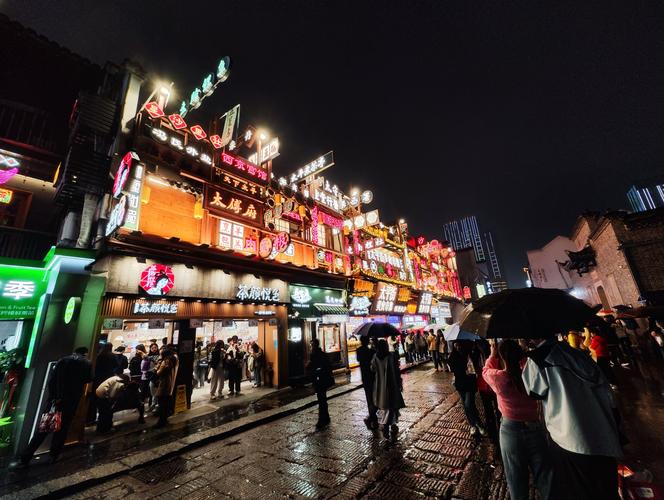 长沙步行街,长沙步行街网红打卡地?-第2张图片-柯迪百科 长沙步行街,长沙步行街网红打卡地?-第2张图片-柯迪百科