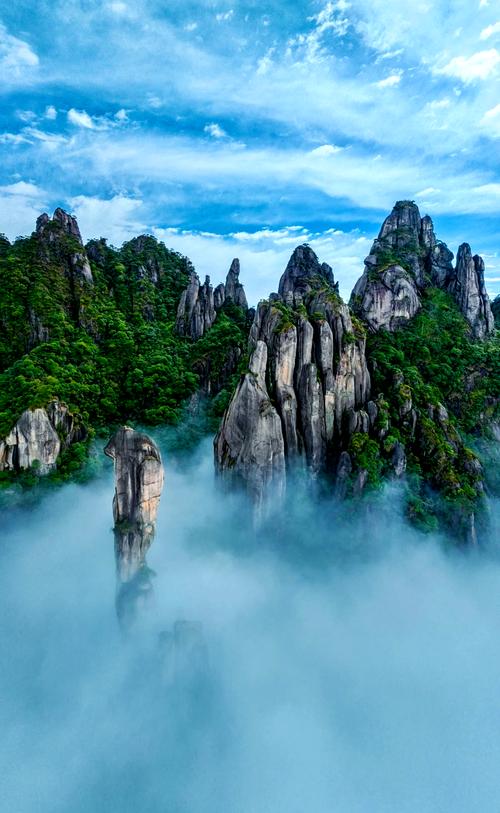 三清山天气怎么样?三清山景区天气预报30天?-第6张图片-柯迪百科 三清山天气怎么样?三清山景区天气预报30天?-第6张图片-柯迪百科
