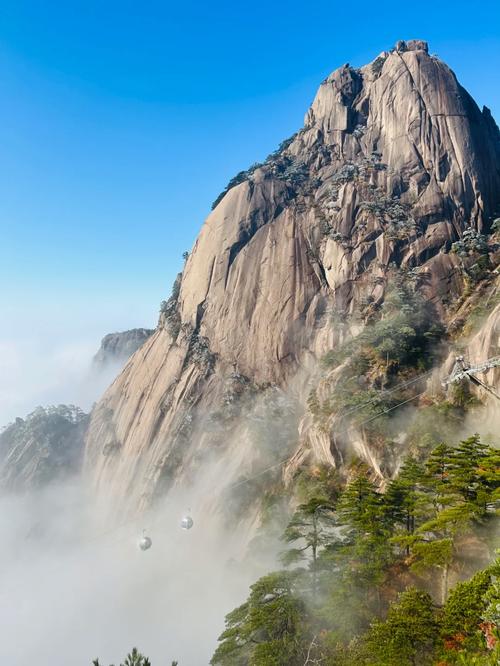 黄山天气怎么这么热？夏天黄山热吗?？