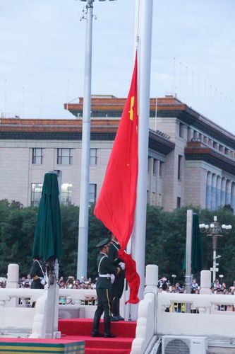 北京升旗时间,北京升旗时间按照什么算?-第4张图片-柯迪百科 北京升旗时间,北京升旗时间按照什么算?-第4张图片-柯迪百科